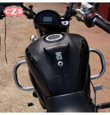 Panneau moto en cuir pour Hyosung Aquila GV650 Classique 