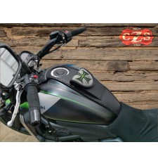 Panneau moto en cuir pour Kawasaki Vulcan S 650  Croix de malt vert- Specifique