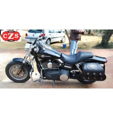 Alforjas Rígidas para Dyna Harley Davidson mod, SUPER STAR Willie con soportes y anclajes Klickfix desmontables