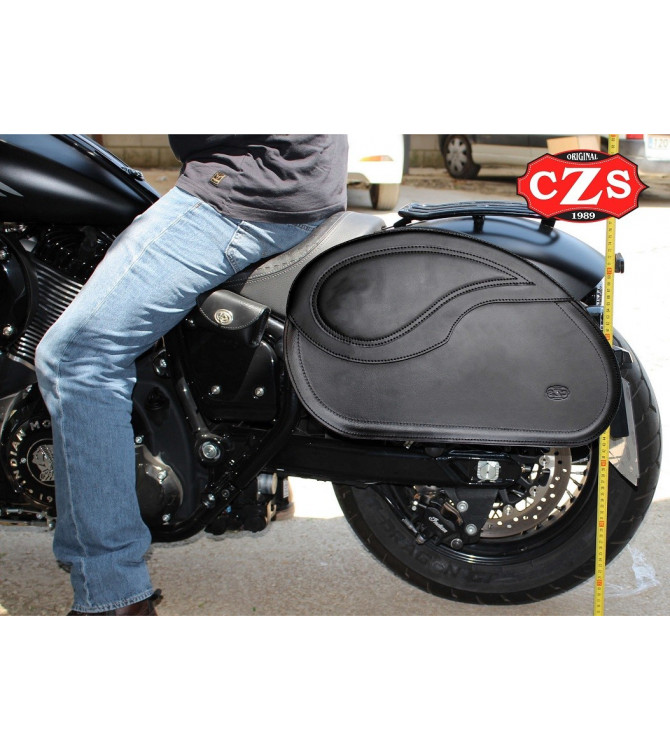 Borse laterali per Indian Chief, Chief Bobber e Chief Dark Horse® dal 2020 - NAPOLEON Skull Flames.