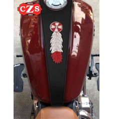 Panel del depósito - ORION - Plumas indias rojas/blancas para Indian® Scout Sixty-Bobber-Rogue - Negro