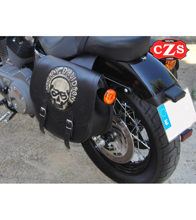 Seitlich Satteltasche Sportster Harley Davidson SPARTA Schädel CZ HD Spezisfiche