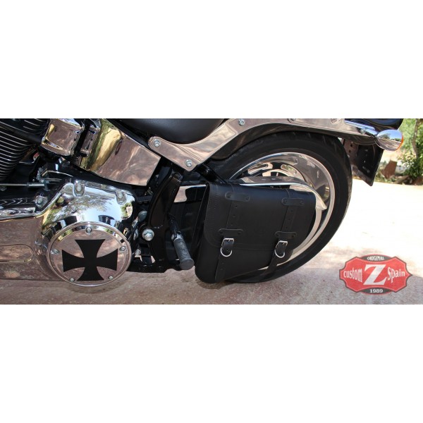 swing arm saddlebag for softail