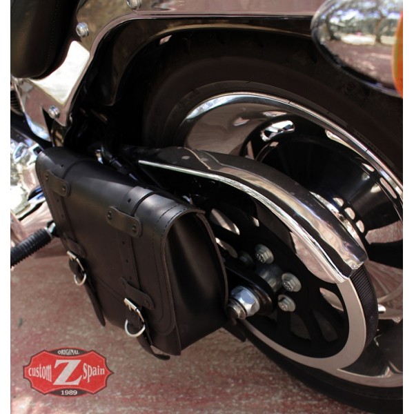 swing arm saddlebag for softail