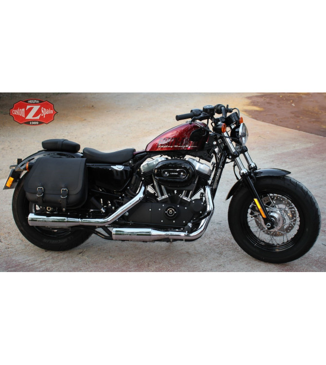 Alforjas Especificas para Sportster. Harley Davidson mod, SCIPION negra con hueco amortiguador