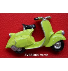 reproducción scooter magnética vespa