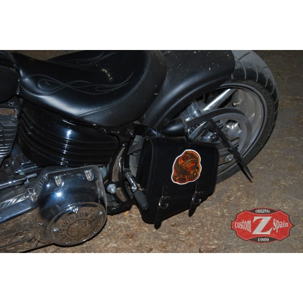 swing arm saddlebag for softail