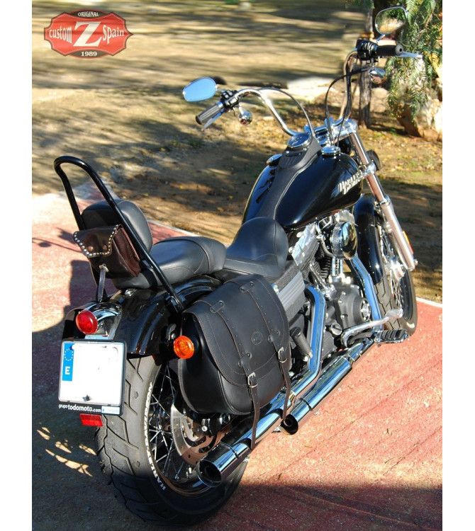 Alforja para DYNA Street Bob Harley Davidson. Lateral derecha. mod, BANDO Adaptada
